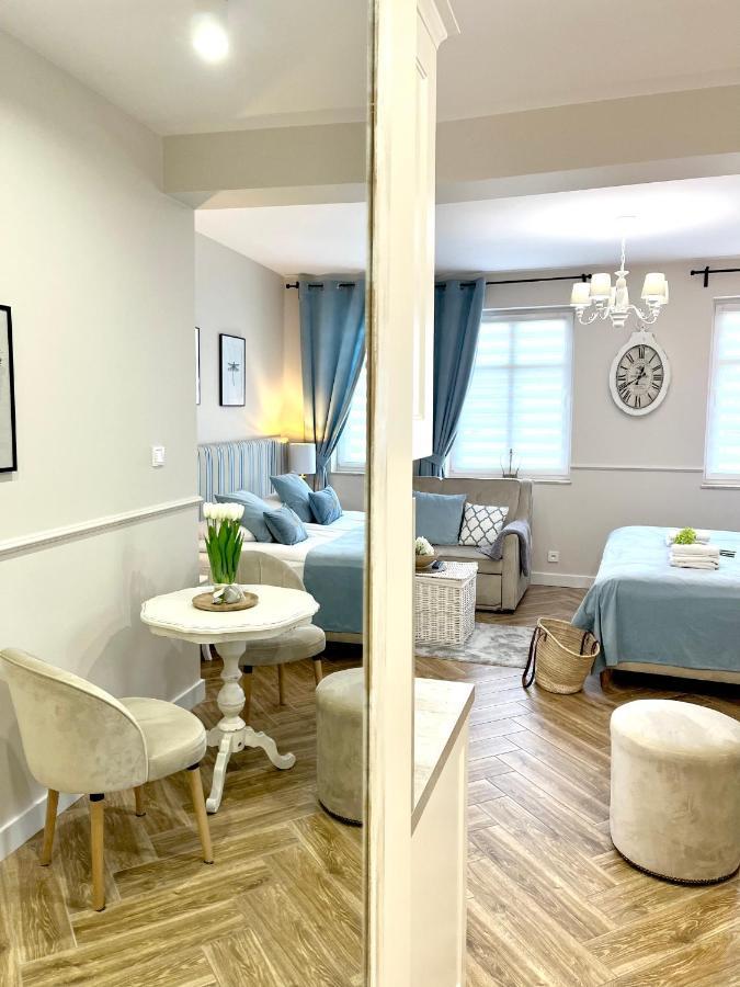 Apartamenty Kamienica Arte 4 Устка Экстерьер фото